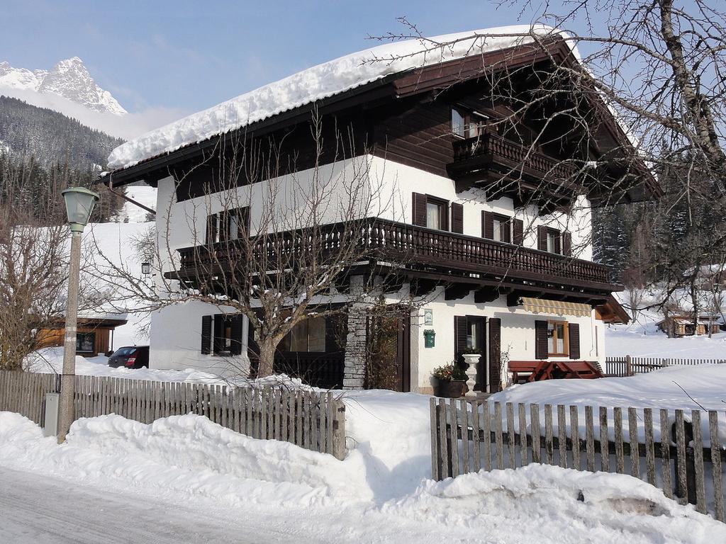 Haus Hartl Hotel Saalfelden Luaran gambar